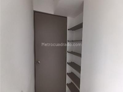 Apartamento de 3 alcobas en venta en Pan De Azucar, Sabaneta, 52 m² · foto 13 de 18