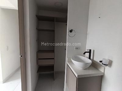 Apartamento de 3 alcobas en venta en Pan De Azucar, Sabaneta, 52 m² · foto 14 de 18