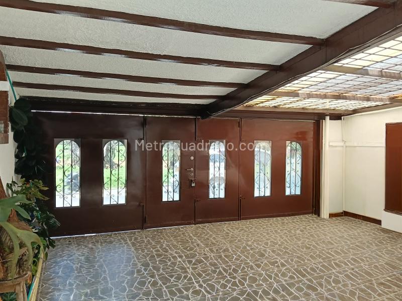 Casa – Bogotá, Las Orquídeas, Localidad Usaquén - Más