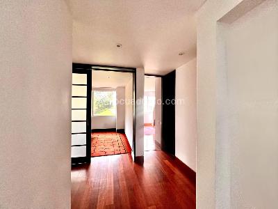 Apartamento de 3 alcobas en arriendo en Bella Suiza, Bogotá, 232 m² · foto 4 de 20