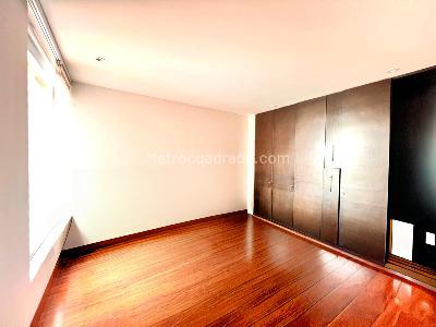 Apartamento de 3 alcobas en arriendo en Bella Suiza, Bogotá, 232 m² · foto 10 de 20