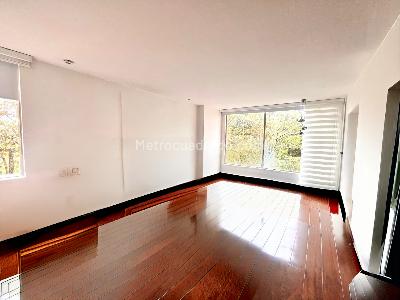 Apartamento de 3 alcobas en arriendo en Bella Suiza, Bogotá, 232 m² · foto 13 de 20