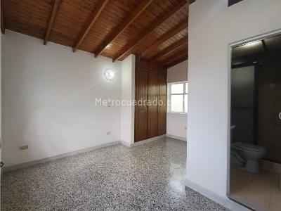 Casa de 5 alcobas en venta en El Danubio, Medellín, 142 m² · foto 8 de 20