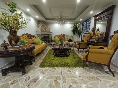 Casa de 5 alcobas en venta en Belen Fatima, Medellín, 457 m² · foto 6 de 20