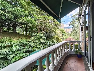 Casa de 4 alcobas en arriendo en Las Palmas Medellin, Medellín, 378 m² · foto 12 de 17