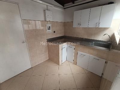 Casa de 5 alcobas en arriendo en Suramericana, Medellín, 200 m² · foto 5 de 19