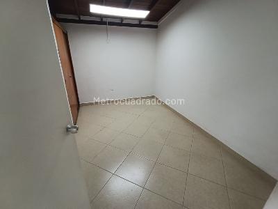 Casa de 5 alcobas en arriendo en Suramericana, Medellín, 200 m² · foto 8 de 19