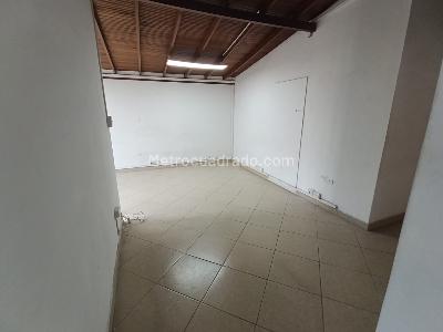 Casa de 5 alcobas en arriendo en Suramericana, Medellín, 200 m² · foto 13 de 19