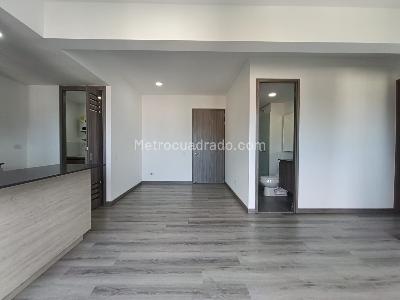 Apartamento de 2 alcobas en arriendo en Las Palmas Medellin, Medellín, 64 m² · foto 4 de 13