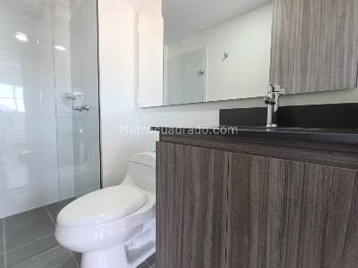 Apartamento de 2 alcobas en arriendo en Las Palmas Medellin, Medellín, 64 m² · foto 6 de 13