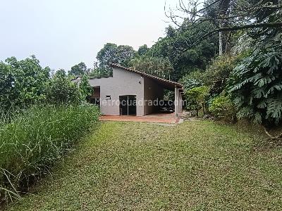 Casa de 5 alcobas en arriendo en La Doctora, Sabaneta, 1722 m² · foto 7 de 20
