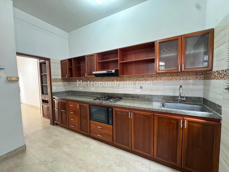 Casa en Arriendo, Av Sur, Pereira - Widok 2