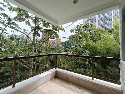 Apartamento de 3 alcobas en arriendo en San Lucas, Medellín, 450 m² · foto 2 de 20