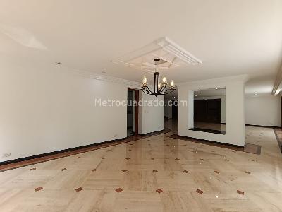 Apartamento de 3 alcobas en arriendo en San Lucas, Medellín, 450 m² · foto 5 de 20