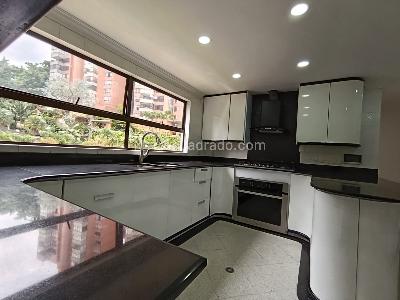 Apartamento de 3 alcobas en arriendo en San Lucas, Medellín, 450 m² · foto 7 de 20