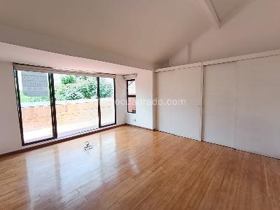 Apartamento de 2 alcobas en arriendo en Lalinde, Medellín, 153 m² · foto 19 de 20