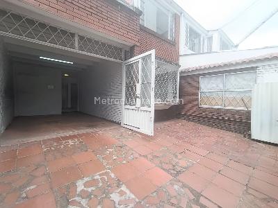 Casa de 4 alcobas en arriendo en La Floresta, Bogotá, 222 m² · foto 4 de 20
