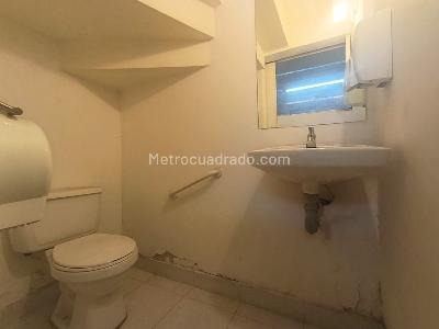 Casa de 4 alcobas en arriendo en La Floresta, Bogotá, 222 m² · foto 7 de 20