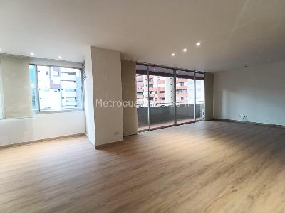Apartamento de 1 alcoba en arriendo en Santa Maria De Los Angeles, Medellín, 80 m² · foto 3 de 14