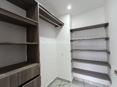 Apartamento de 3 alcobas en arriendo en El Esmeraldal, Envigado, 200 m² · foto 2 de 20