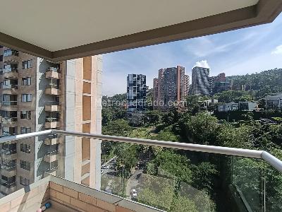 Apartamento de 2 alcobas en arriendo en Las Lomas, Medellín, 72 m² · foto 4 de 20