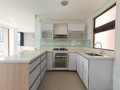Apartamento de 2 alcobas en arriendo en Las Lomas, Medellín, 72 m² · foto 6 de 20