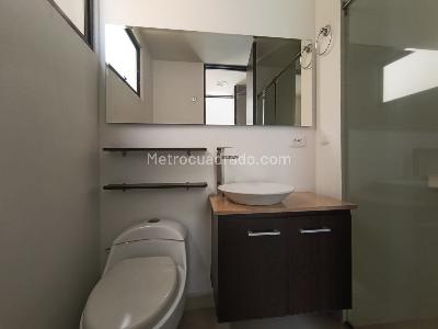 Apartamento de 2 alcobas en arriendo en Las Lomas, Medellín, 72 m² · foto 15 de 20