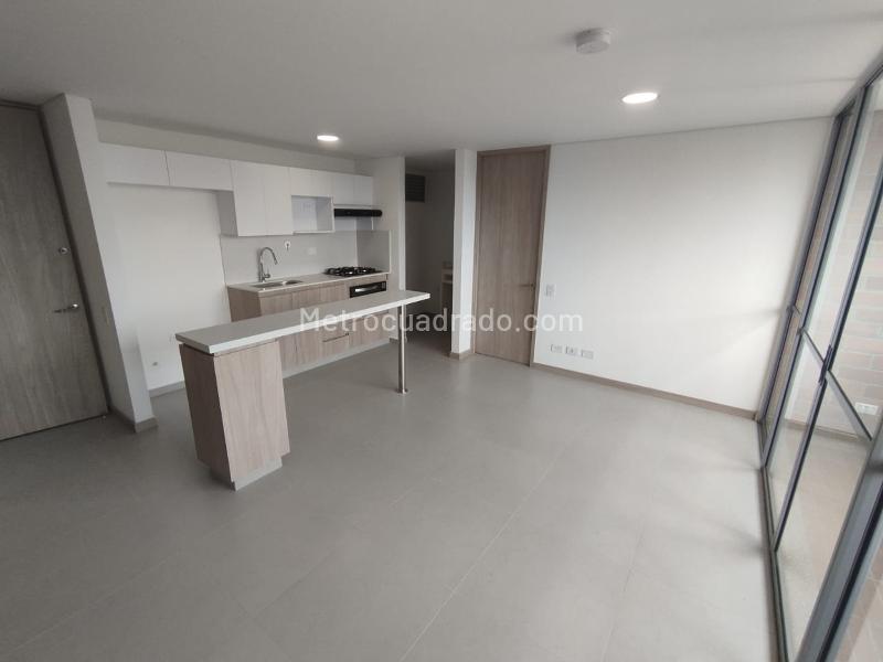 Piso – Bello, Fabricato - Vista 2