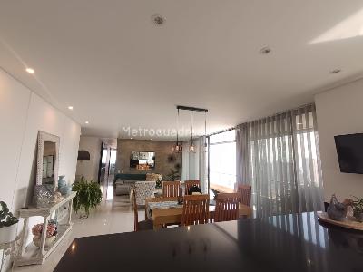 Apartamento de 3 alcobas en arriendo en San Lucas, Medellín, 180 m² · foto 7 de 20