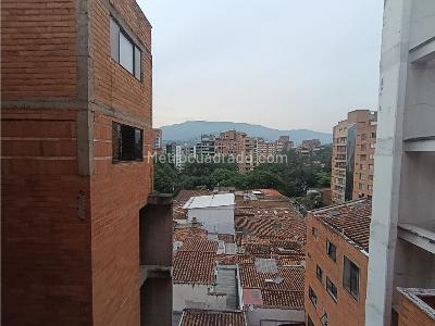 Apartamento de 3 alcobas en venta en Conquistadores, Medellín, 89 m² · foto 6 de 20