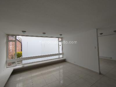 Casa de 5 alcobas en arriendo en Chapinero, Bogotá, 400 m² · foto 4 de 20