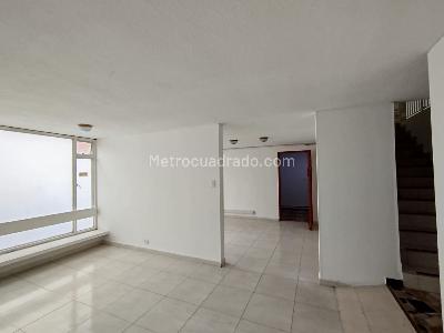 Casa de 5 alcobas en arriendo en Chapinero, Bogotá, 400 m² · foto 5 de 20