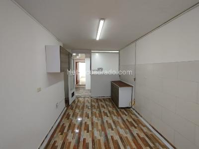 Casa de 5 alcobas en arriendo en Chapinero, Bogotá, 400 m² · foto 8 de 20