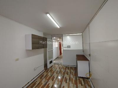 Casa de 5 alcobas en arriendo en Chapinero, Bogotá, 400 m² · foto 11 de 20