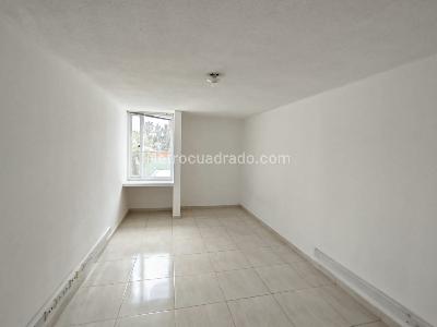 Casa de 5 alcobas en arriendo en Chapinero, Bogotá, 400 m² · foto 12 de 20