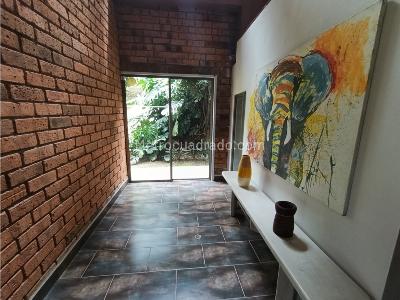 Casa de 5 alcobas en venta en La Doctora, Sabaneta, 1723 m² · foto 11 de 20