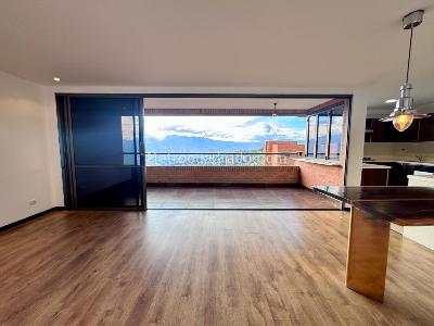 Apartamento de 2 alcobas en arriendo en La Calera, Medellín, 133 m² · foto 3 de 20