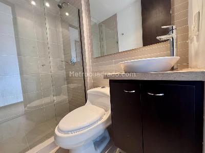 Apartamento de 2 alcobas en arriendo en La Calera, Medellín, 133 m² · foto 9 de 20