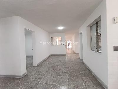 Casa de 5 alcobas en arriendo en Barrio Mesa Envigado, Envigado, 220 m² · foto 5 de 20
