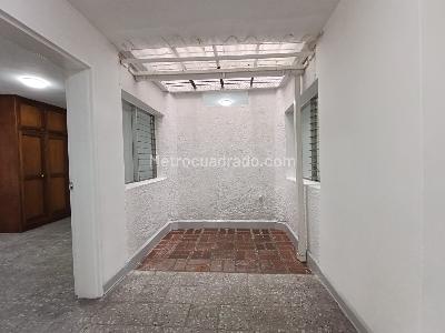 Casa de 5 alcobas en arriendo en Barrio Mesa Envigado, Envigado, 220 m² · foto 8 de 20