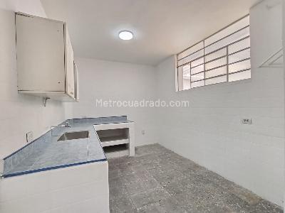 Casa de 5 alcobas en arriendo en Barrio Mesa Envigado, Envigado, 220 m² · foto 18 de 20