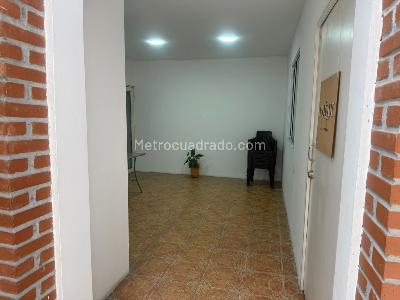Casa de 5 alcobas en arriendo en Laureles Medellin, Medellín, 308 m² · foto 5 de 20