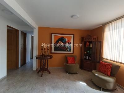 Apartamento en venta en La Castellana, Medellín · foto 2 de 20