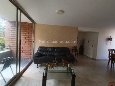Apartamento en venta en La Castellana, Medellín · foto 5 de 20