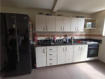 Apartamento en venta en La Castellana, Medellín · foto 8 de 20