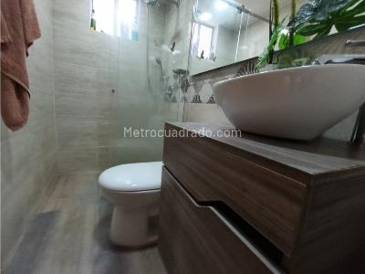 Apartamento en venta en La Castellana, Medellín · foto 18 de 20