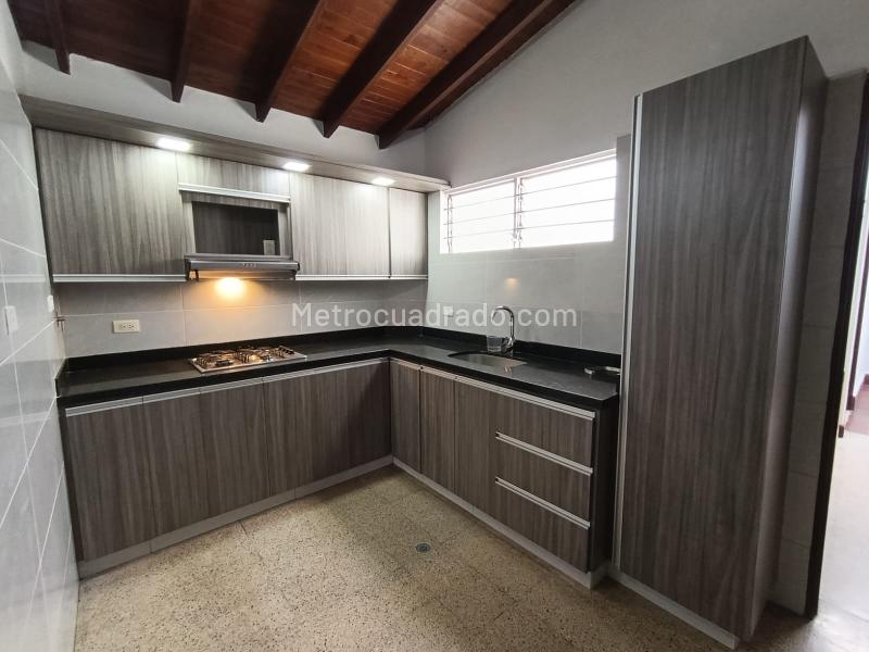 Casa en Arriendo, El Velodromo, Medellín en El Velodromo