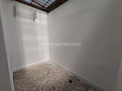 Apartamento de 2 alcobas en arriendo en La América, Medellín, 98 m² · foto 9 de 13