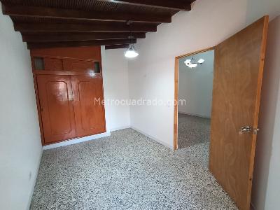 Apartamento de 2 alcobas en arriendo en La América, Medellín, 98 m² · foto 12 de 13