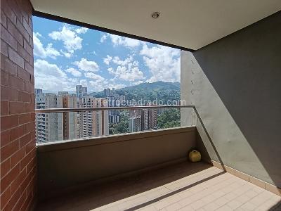 Apartamento de 3 alcobas en venta en Vegas De San Jose, Sabaneta, 72 m² · foto 2 de 11